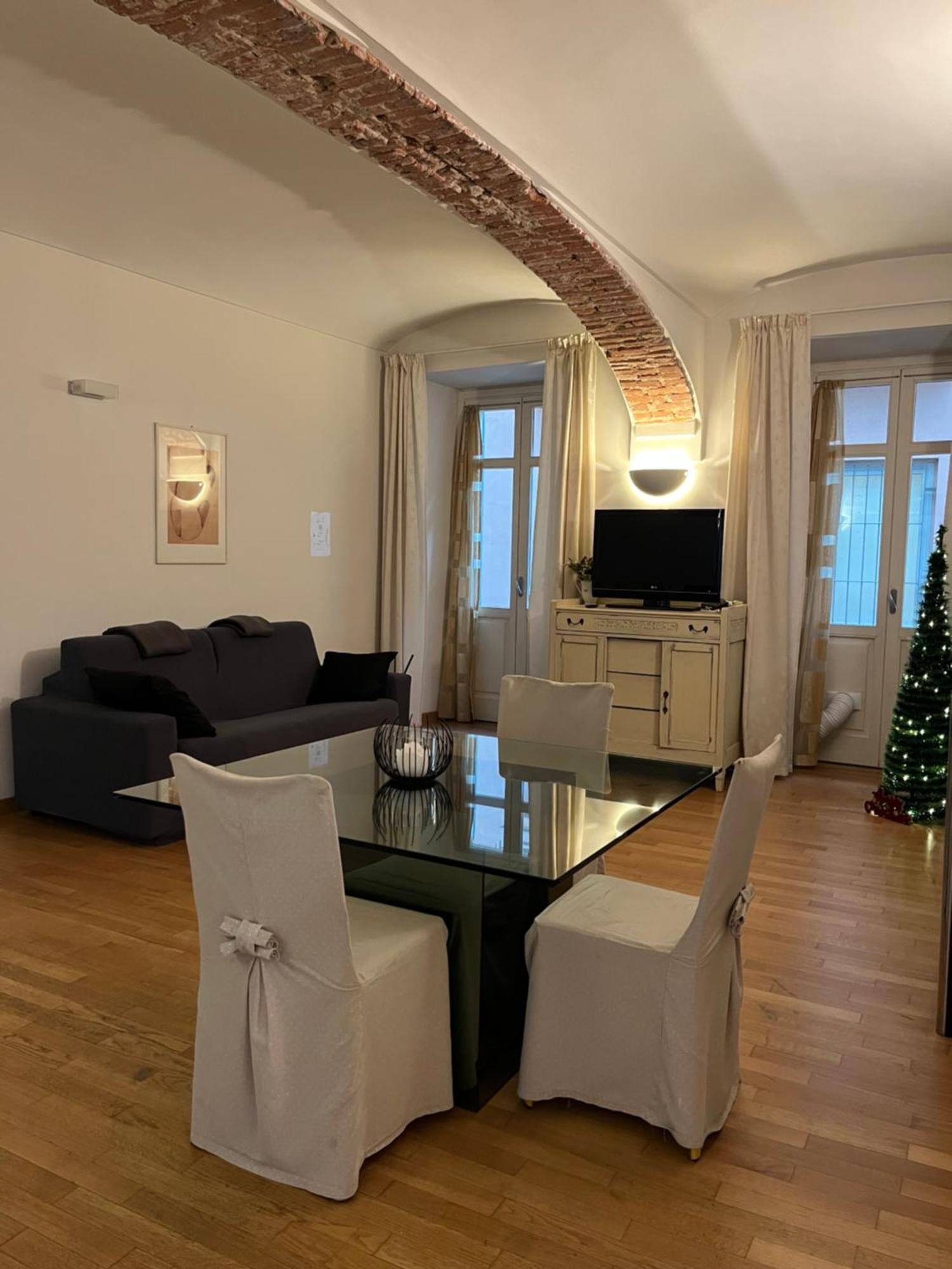 Centro Storico Eleganza E Lusso Nel Monferrato Apartment Casale Monferrato Bagian luar foto