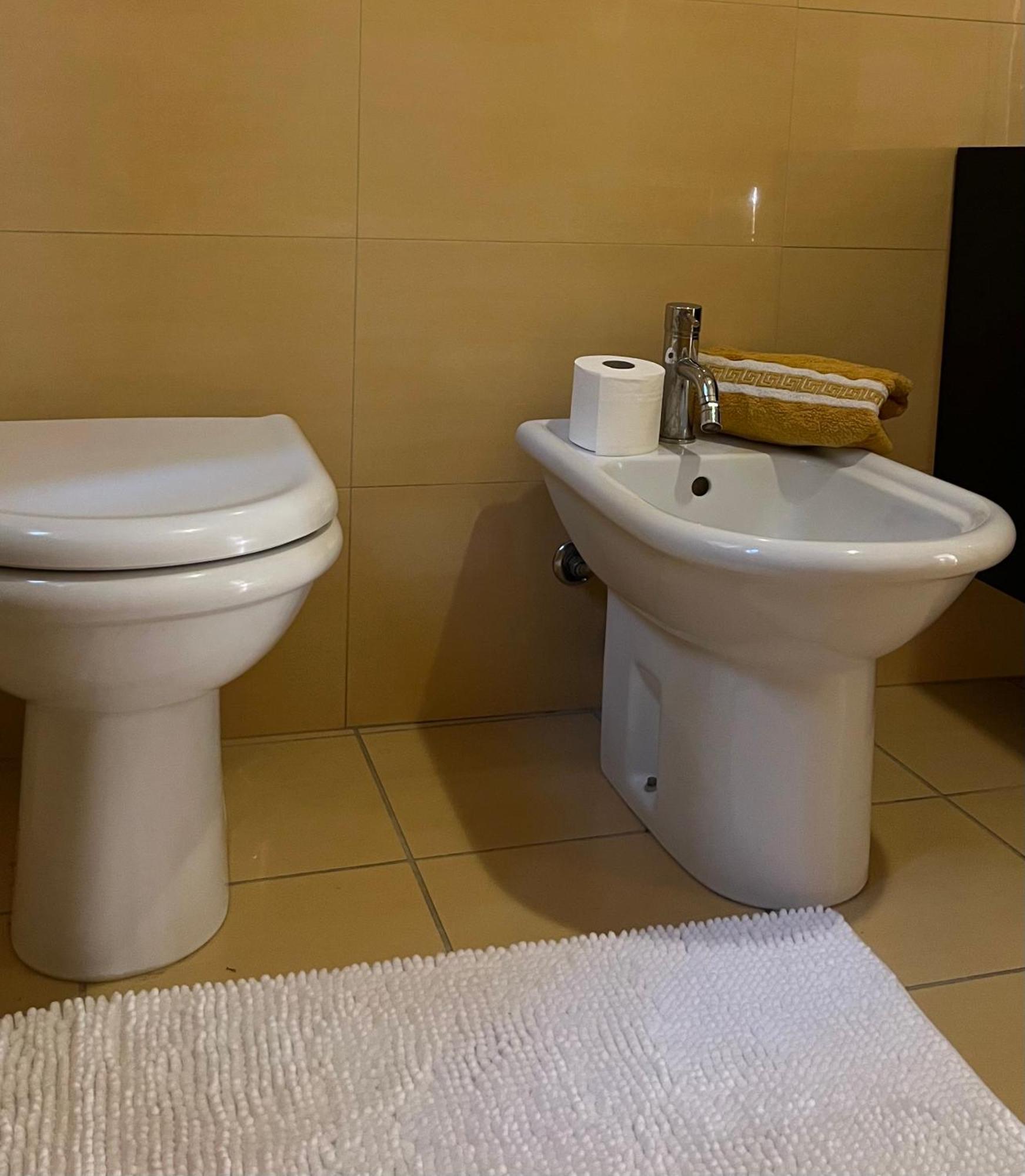 Centro Storico Eleganza E Lusso Nel Monferrato Apartment Casale Monferrato Bagian luar foto
